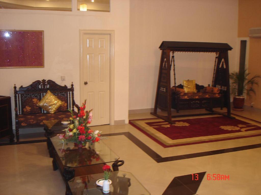 Hotel One Multan Lalazaar - image 3