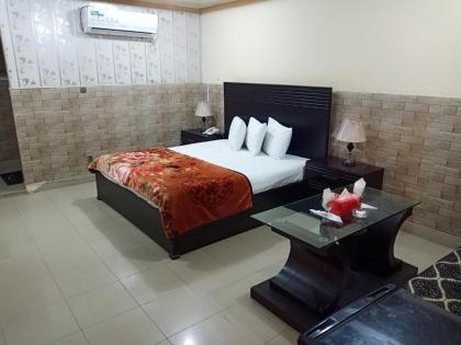 Hotel Alkahf Multan - image 18