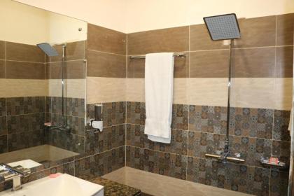Hotel Avalon Suites - image 10