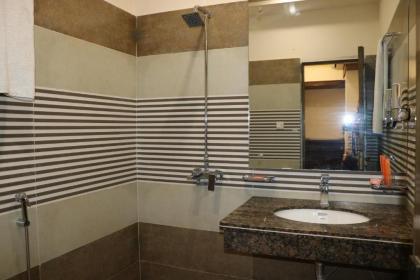 Hotel Avalon Suites - image 11