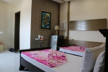 Hotel Avalon Suites - image 7